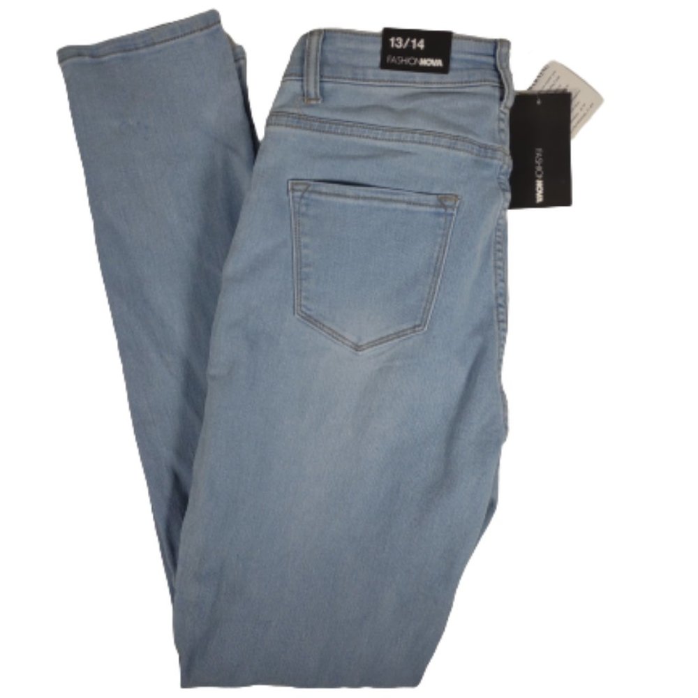 Fashion Nova Blue Dream High Rise Jeans Light Blue Wash 13/14 Mom Jeans Distress